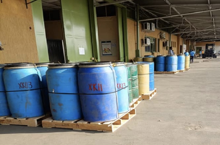 56 fûts de minerais envolés sans vérification : suspicion autour d’un trafic