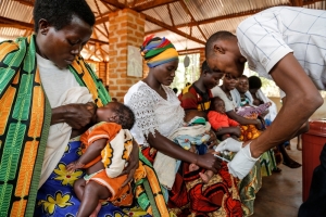 Les moins de 5 ans vaccinés contre la cécité aux camps des réfugiés situés en Tanzanie