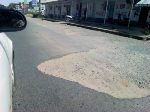 Les routes de la capitale Bujumbura jonchées de nids-de-poule