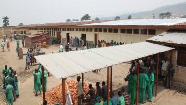 La faim s’installe dans les prisons de Rumonge et Mpimba