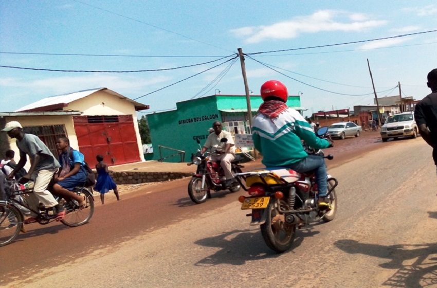 Kanyosha : des conducteurs de motos accusent certains policiers de saisies abusives et de vols de carburant