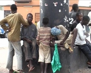 Les mendiants bravent la loi