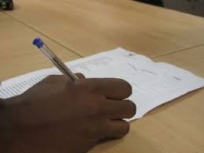Le Directeur du lycée communal de Kirika accusé de falsifier les bulletins